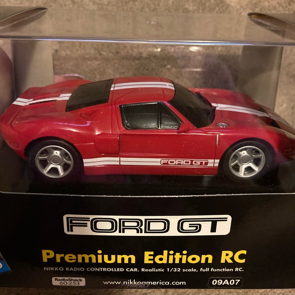 Nikko Premium Edition RC Red Ford GT 1:32 1/32 Scale NIB RARE never opened!